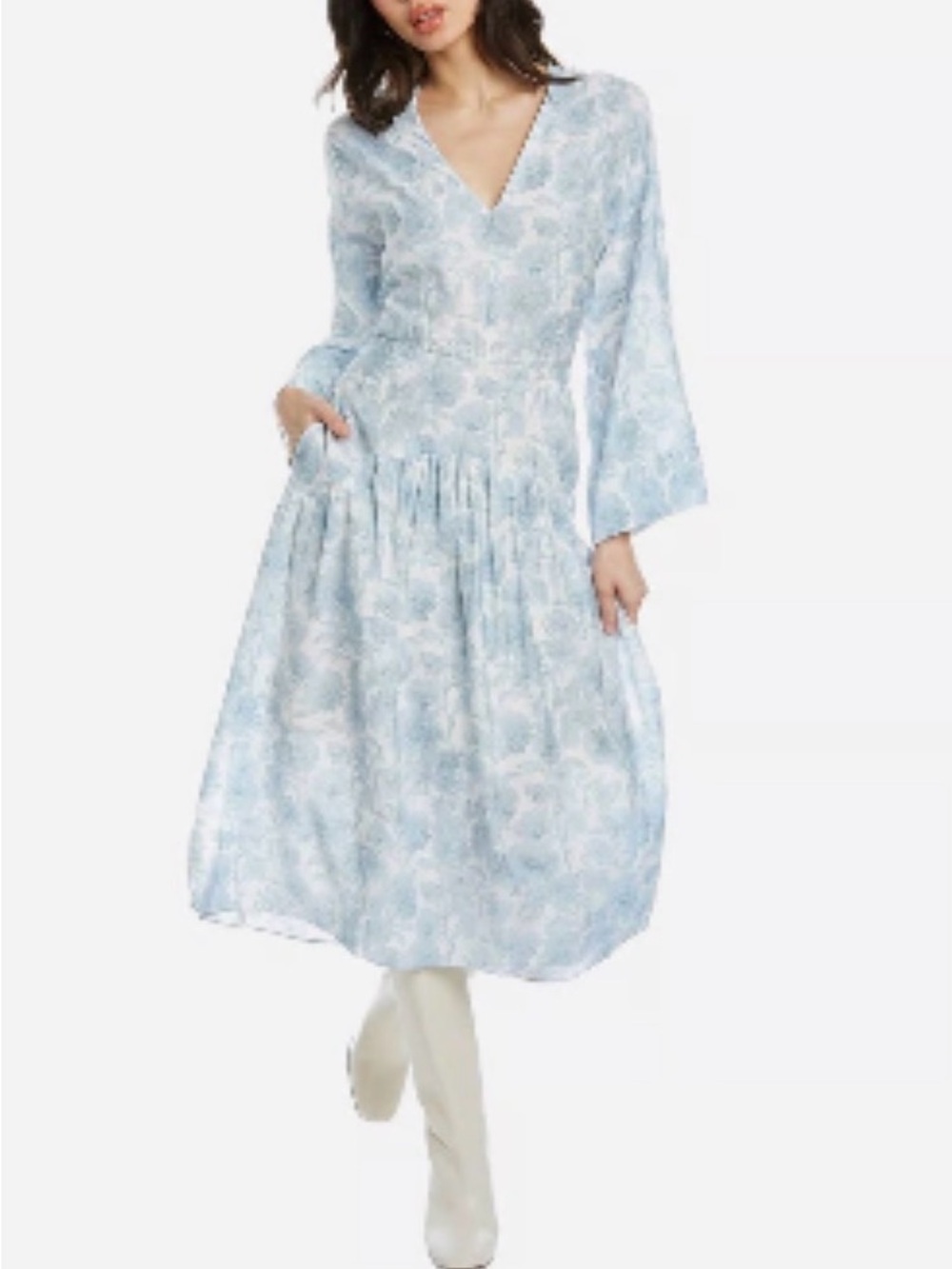 Vince Dahlia Long Sleeve Double V Neck Midi Dress Cutout Back Blue Floral Sz S/P